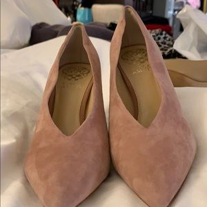 Vince Camutp blush suede pumps